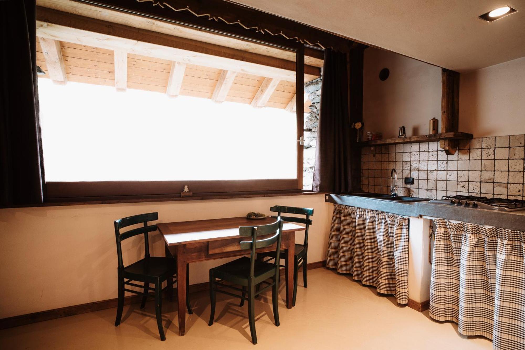 Maison Rosset Agriturismo, Camere, Appartamenti E Spa In Valle D'Aosta 누스 외부 사진